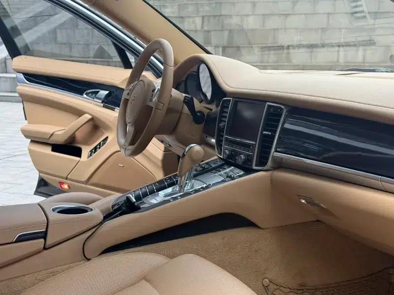 2014 Panamera 4 Executive 3.0T — миниатюра 13