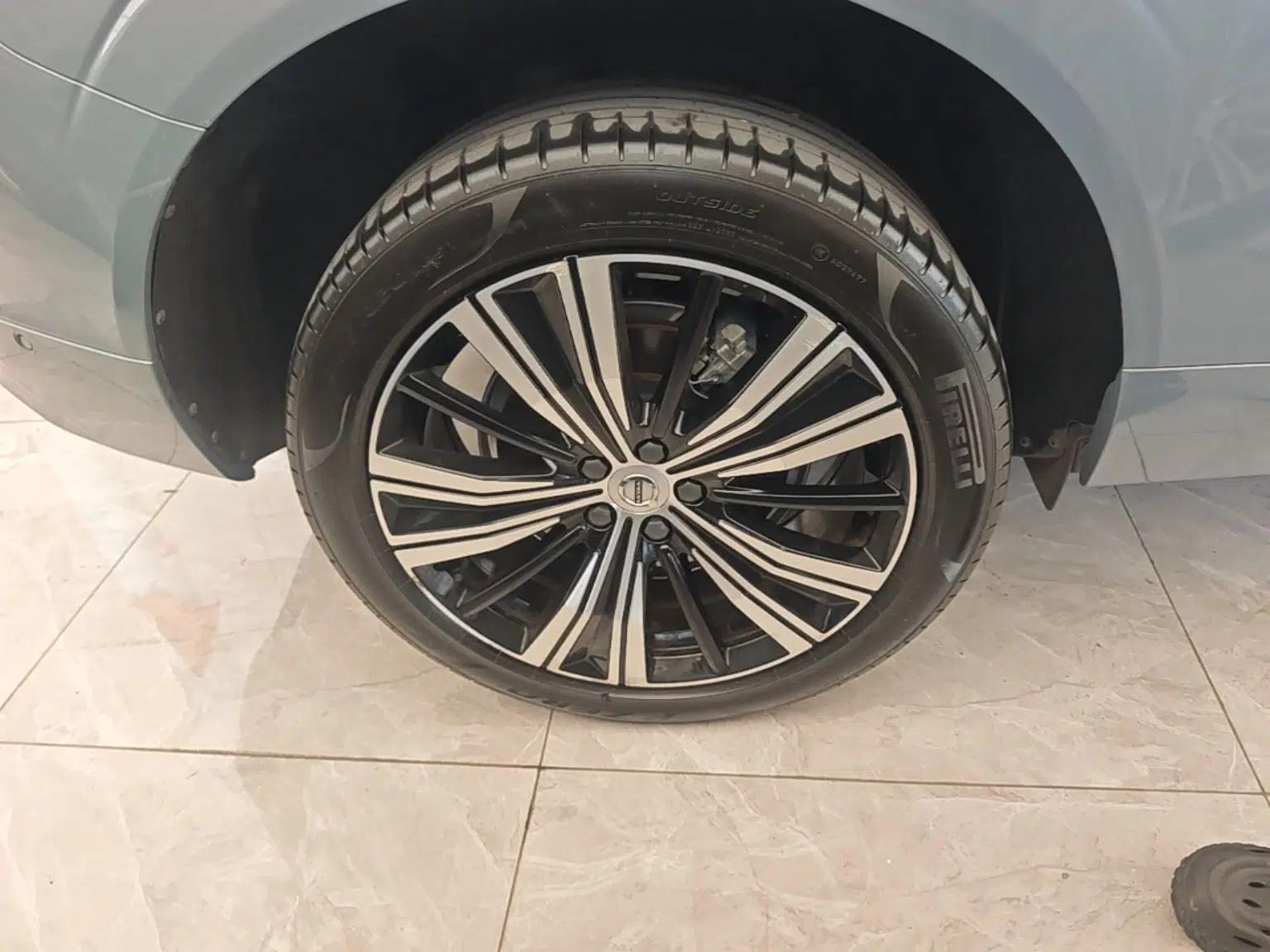 Volvo XC60 New Energy 2023 T8 Plug-in Hybrid Long-Range All-Wheel Drive Smart Luxury Edition — миниатюра 16