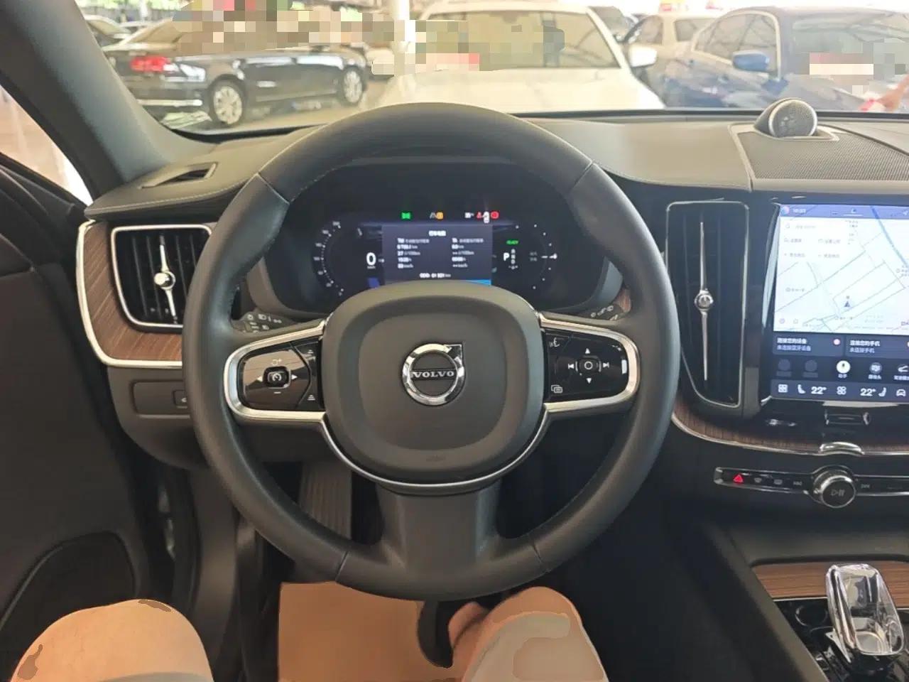 Volvo XC60 New Energy 2023 T8 Plug-in Hybrid Long-Range All-Wheel Drive Smart Luxury Edition — миниатюра 18