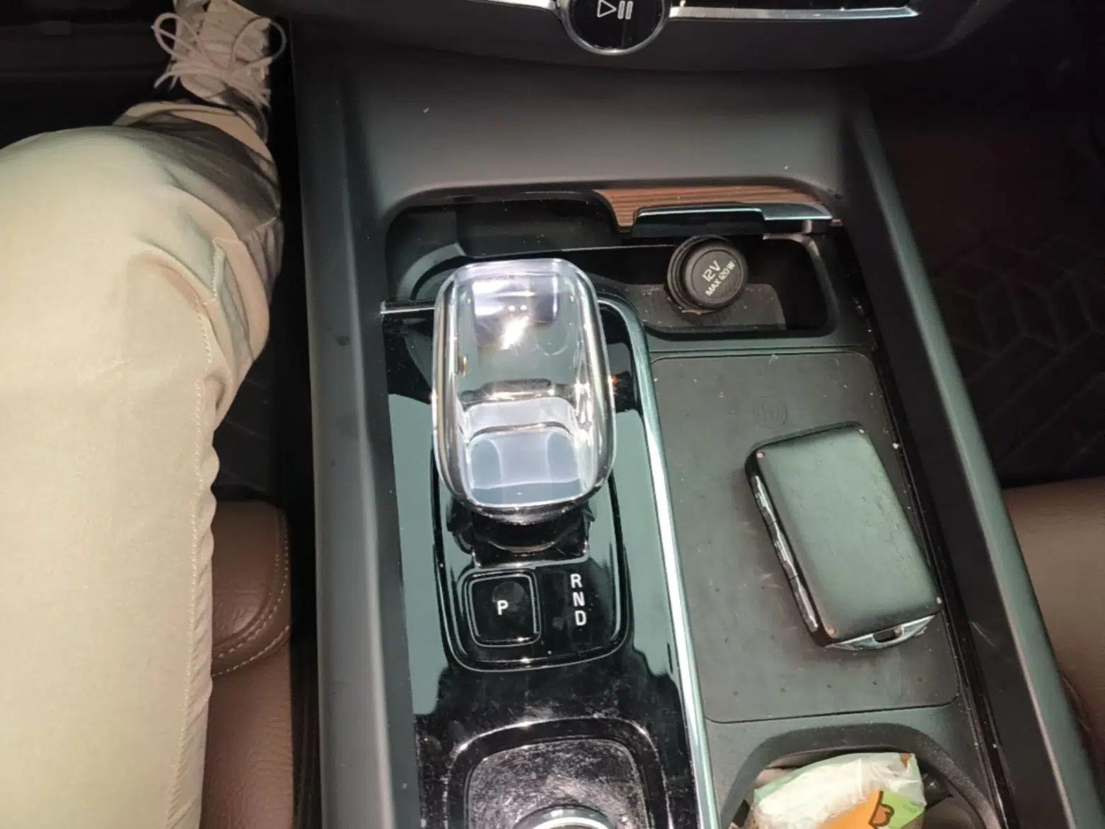Volvo XC60 New Energy 2024 T8 Plug-in Hybrid Long-Range All-Wheel Drive Smart Luxury Edition — миниатюра 16