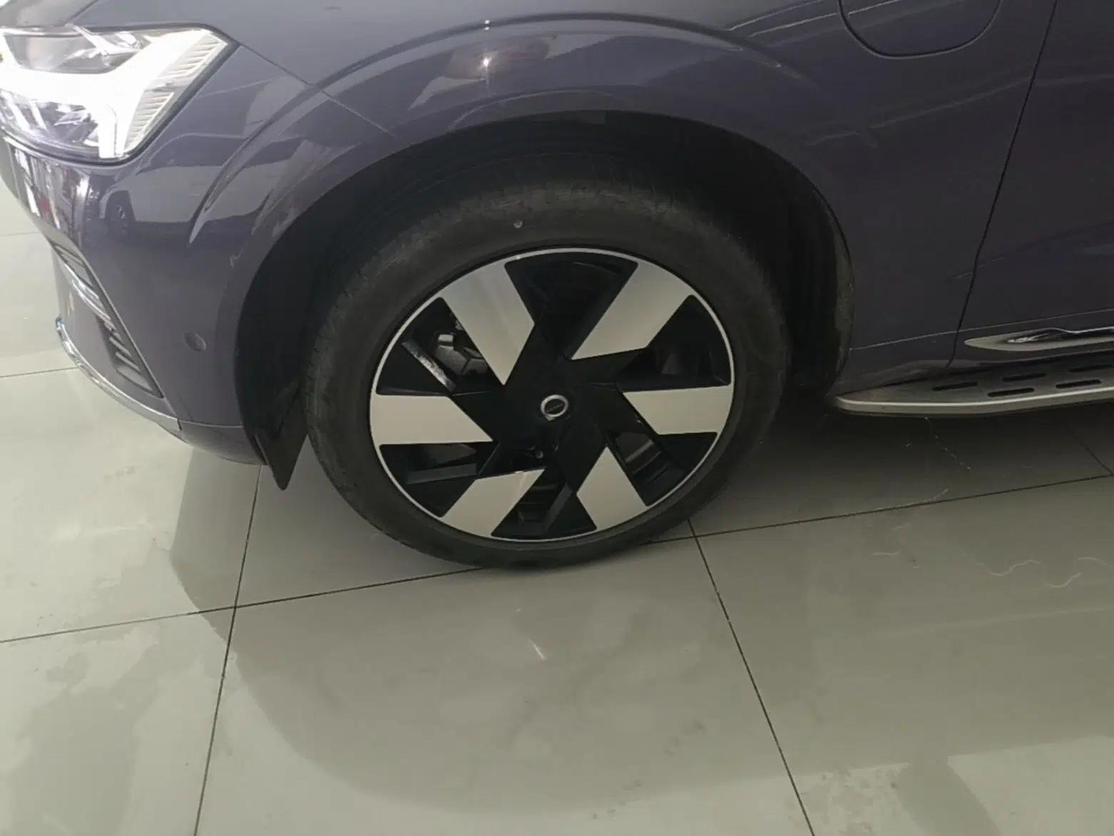 Volvo XC60 New Energy 2024 T8 Plug-in Hybrid Long-Range All-Wheel Drive Smart Luxury Edition — миниатюра 10