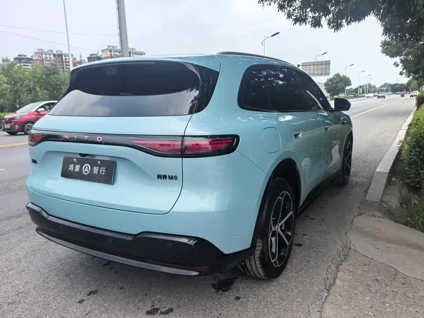Wenjie M6 2026 Extended Range Ultra 4WD — миниатюра 6