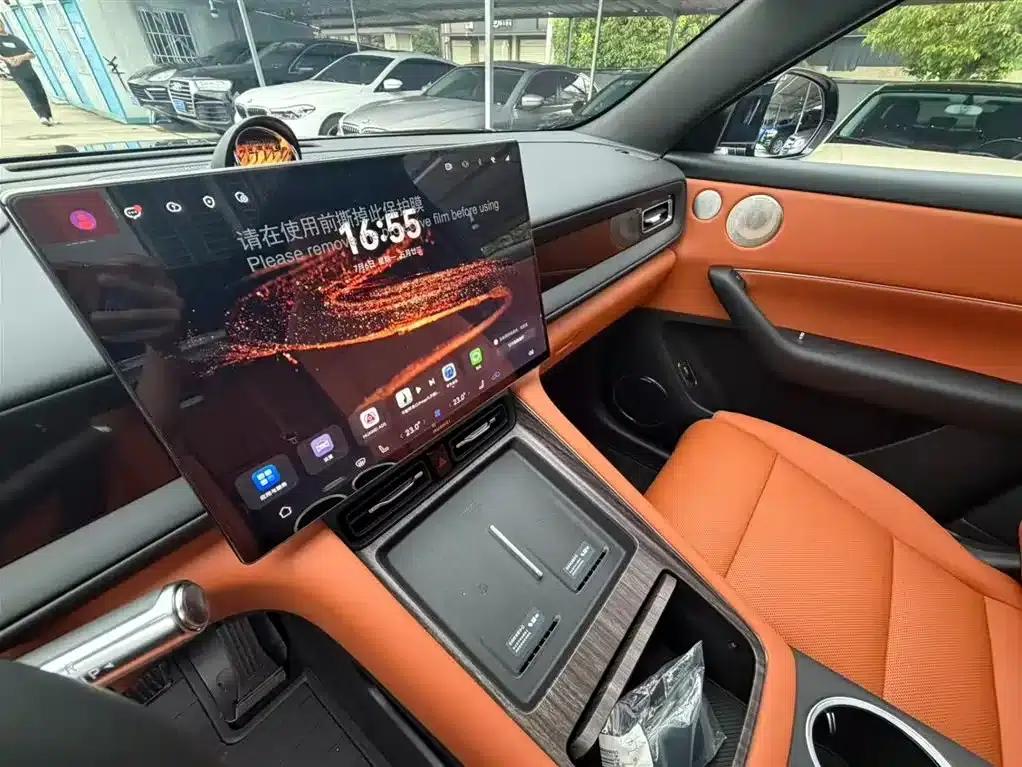 Wenjie M6 2026 Range Extended Max+ 4WD Version — миниатюра 12