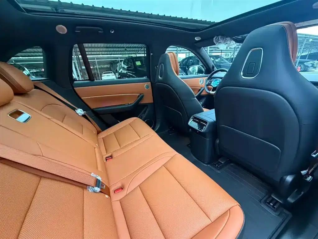 Wenjie M6 2026 Range Extended Max+ 4WD Version — миниатюра 6