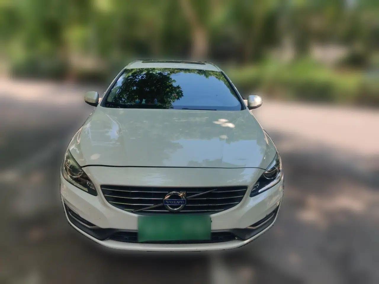 Volvo V60 2015 T5 Zhiya Edition — миниатюра 2