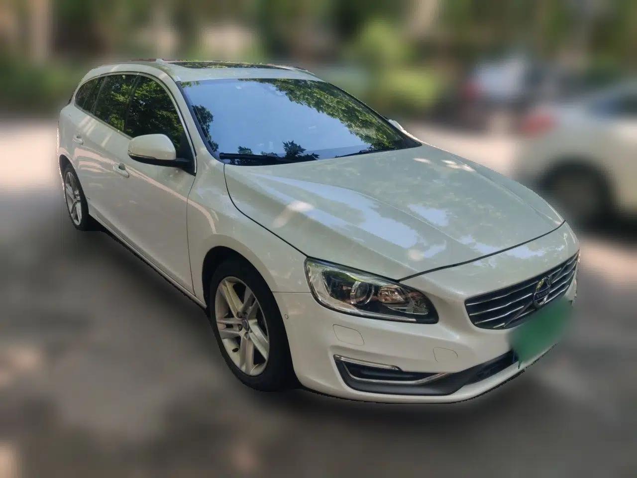 Volvo V60 2015 T5 Zhiya Edition — миниатюра 3