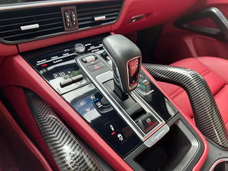 2023 Cayenne E-Hybrid 2.0T Platinum Edition — миниатюра 17