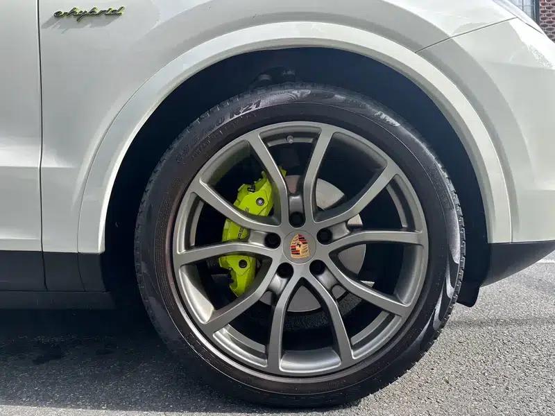 2023 Cayenne E-Hybrid 2.0T Platinum Edition — миниатюра 7