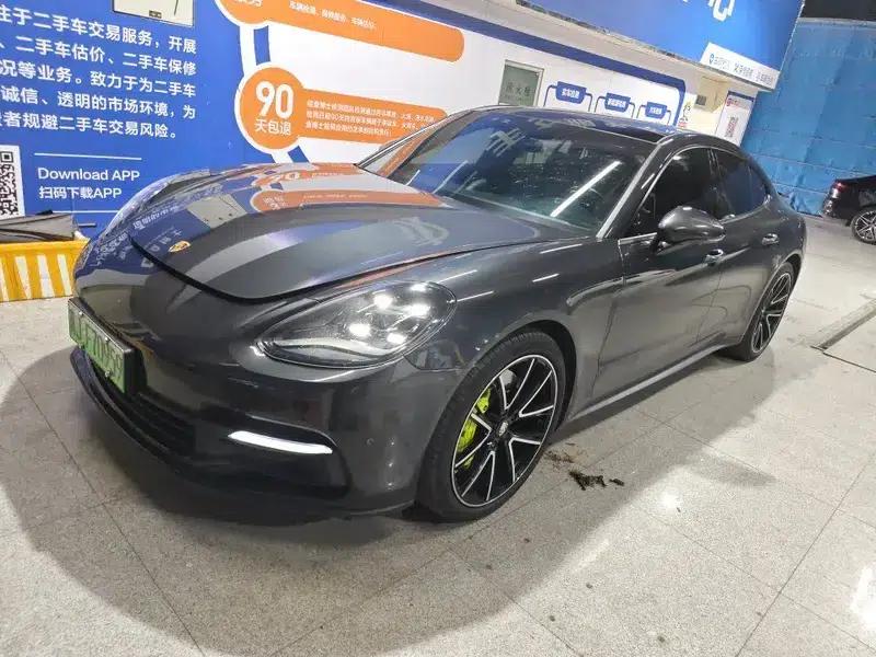 Panamera E-Hybrid 2018 Panamera 4 E-Hybrid 2.9T — миниатюра 1