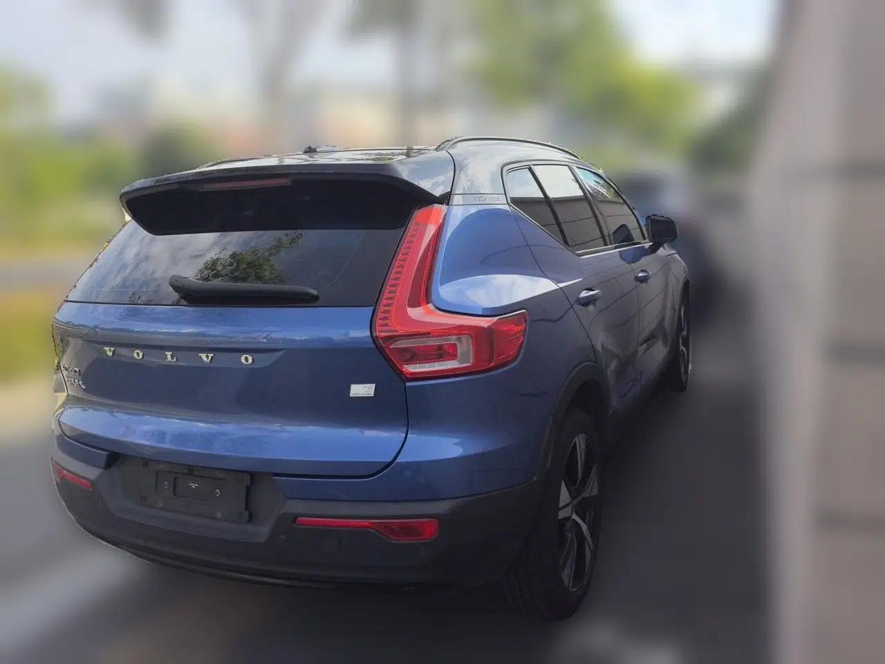 Volvo XC40 New Energy 2021 P8 Pure Electric All-Wheel Drive Smart Luxury Sport Edition — миниатюра 6