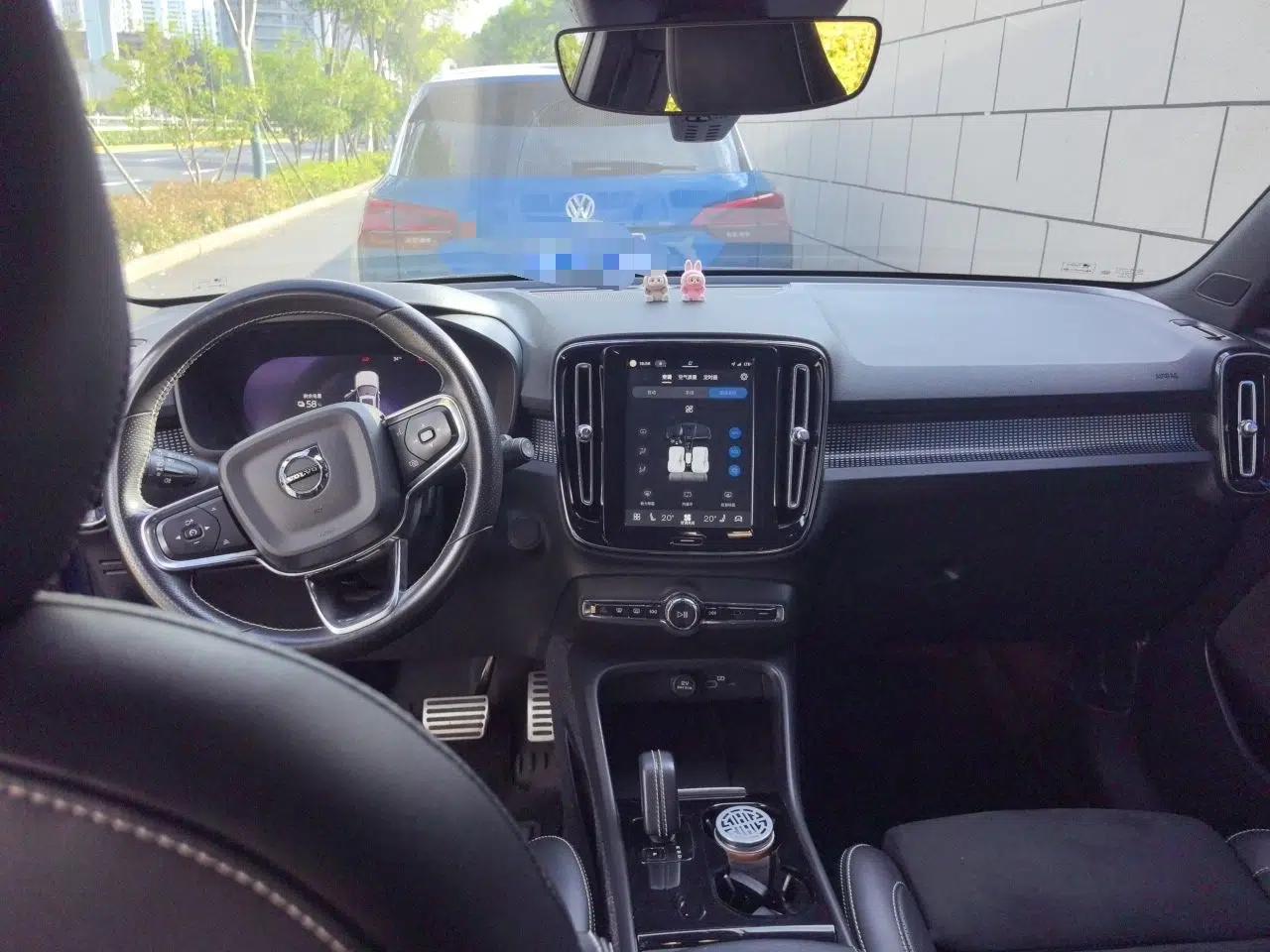 Volvo XC40 New Energy 2021 P8 Pure Electric All-Wheel Drive Smart Luxury Sport Edition — миниатюра 9