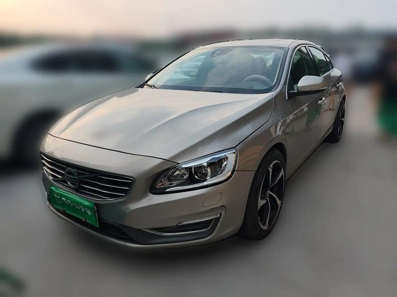 Volvo S60 New Energy 2015 S60L E-Drive Hybrid T6 Smart Drive Edition — миниатюра 1