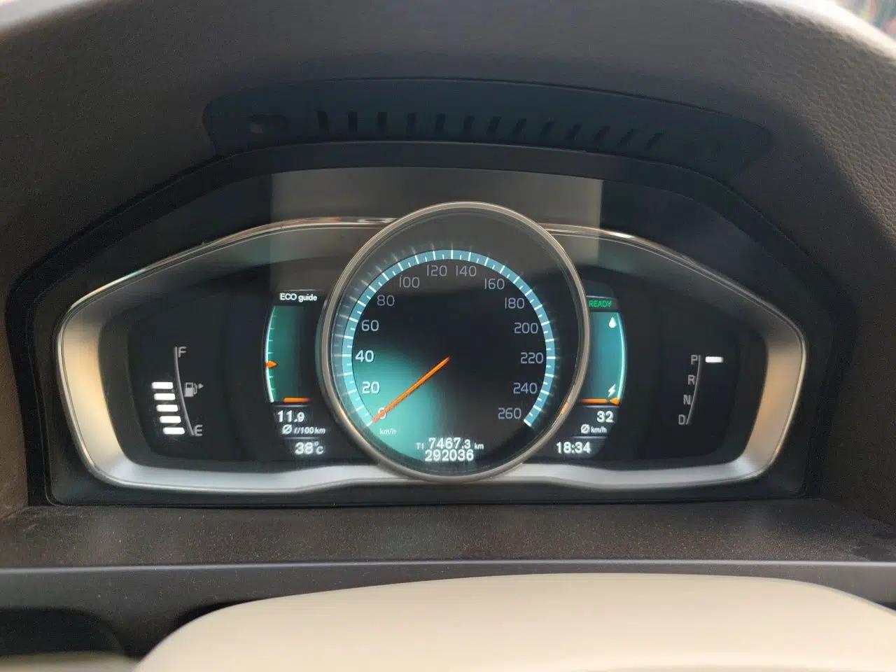 Volvo S60 New Energy 2015 S60L E-Drive Hybrid T6 Smart Drive Edition — миниатюра 11