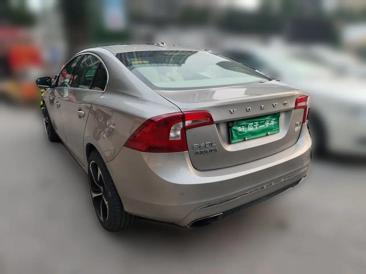 Volvo S60 New Energy 2015 S60L E-Drive Hybrid T6 Smart Drive Edition — миниатюра 4