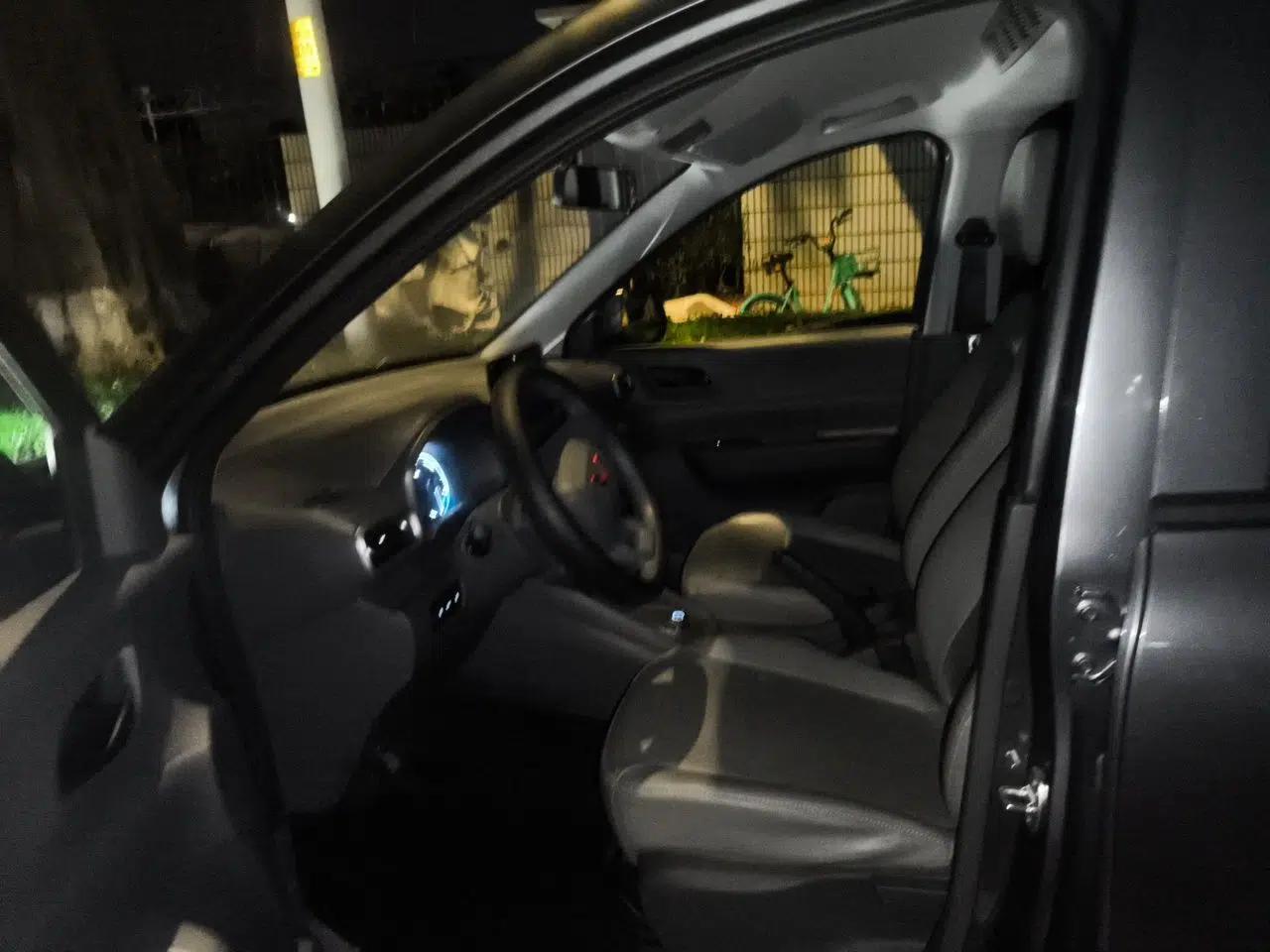 Wuling Hongguang New Energy 2024 All-Electric Model 300KM Practical Version — миниатюра 13