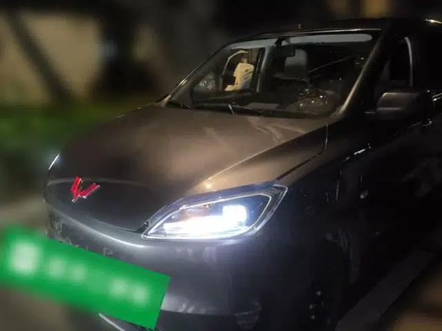 Wuling Hongguang New Energy 2024 All-Electric Model 300KM Practical Version