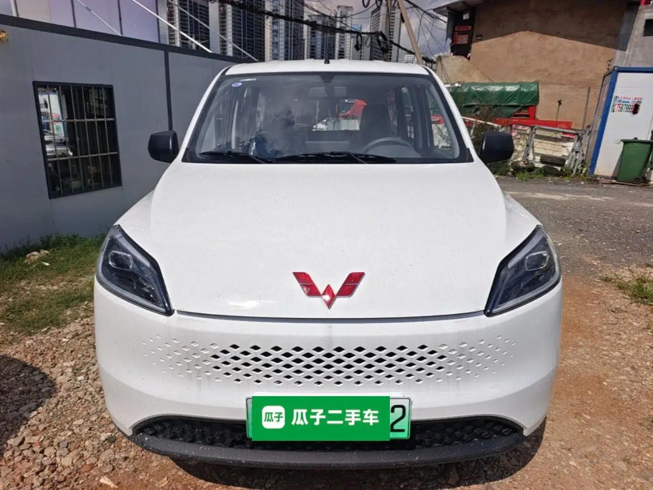 Wuling Hongguang New Energy 2025 Extended-Range Hybrid 50 km Standard Version — миниатюра 2