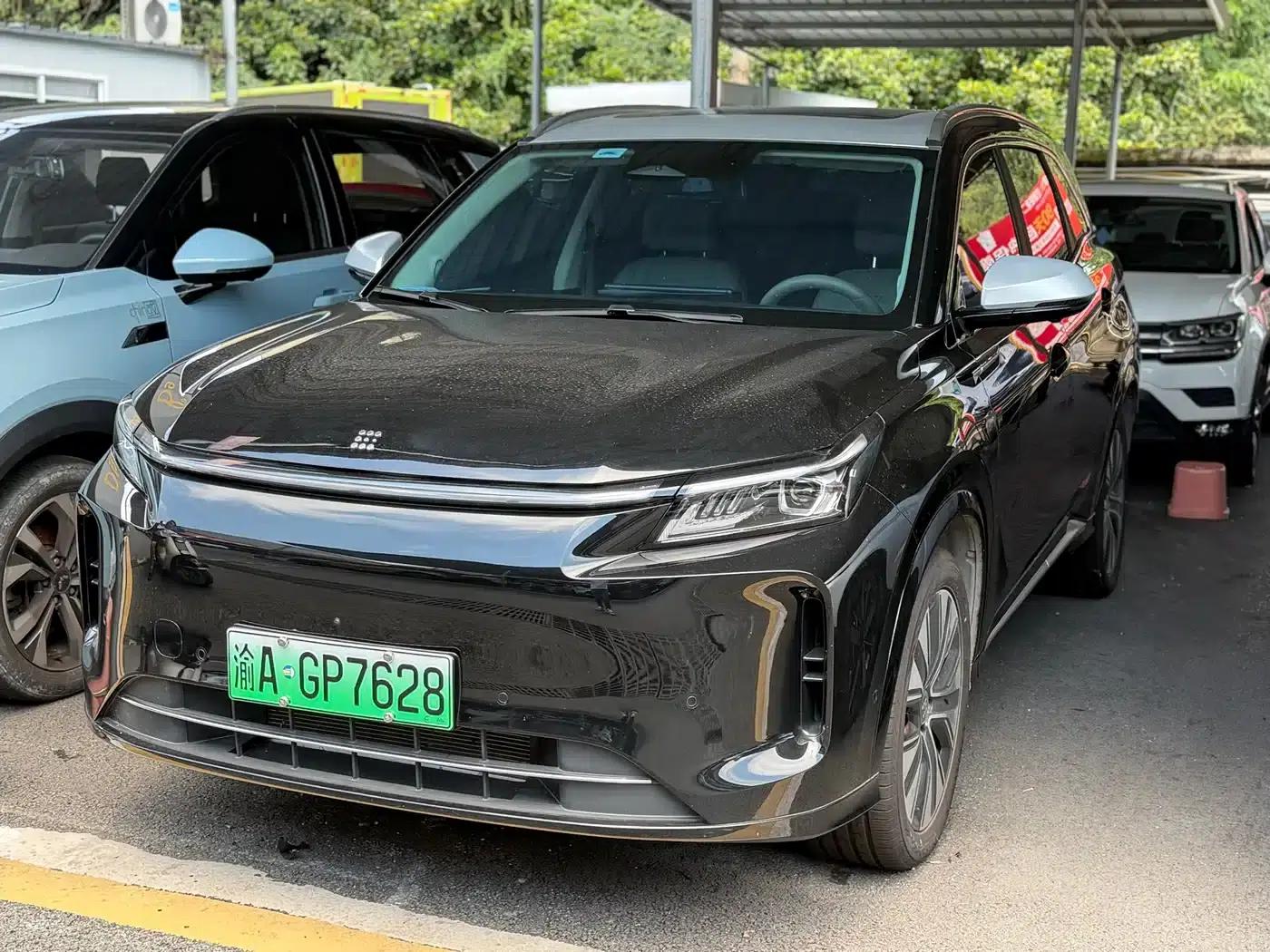 Blue Electric E5 PLUS 2026 Standard Range All-Wheel Drive Performance Ultra — миниатюра 3