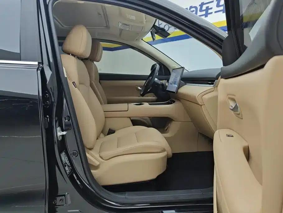 Blue Electric E5 PLUS 2026 Model, 165km Long Range First-Time Enjoyment Edition, 5-Seater — миниатюра 8
