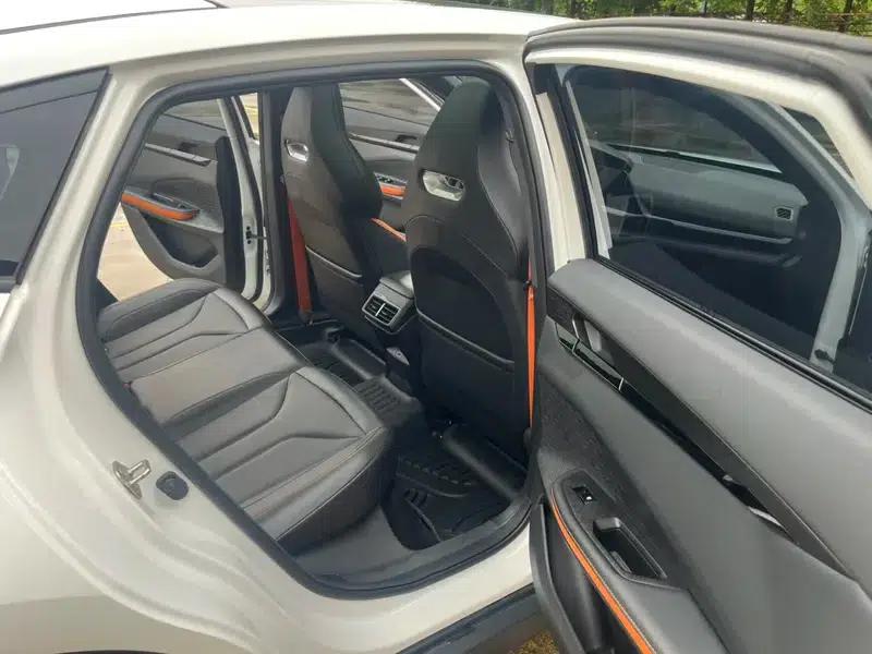 Changan UNI-V 2024 1.5T Premium Edition — миниатюра 11