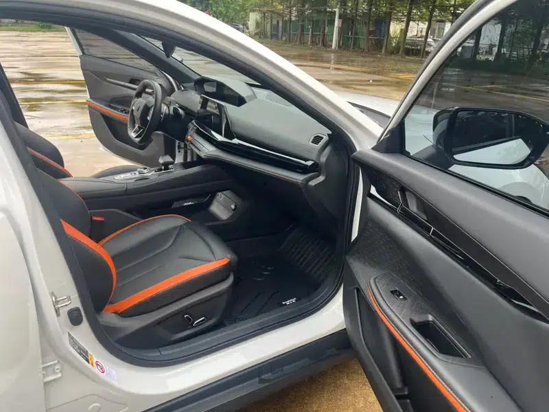 Changan UNI-V 2024 1.5T Premium Edition — миниатюра 14