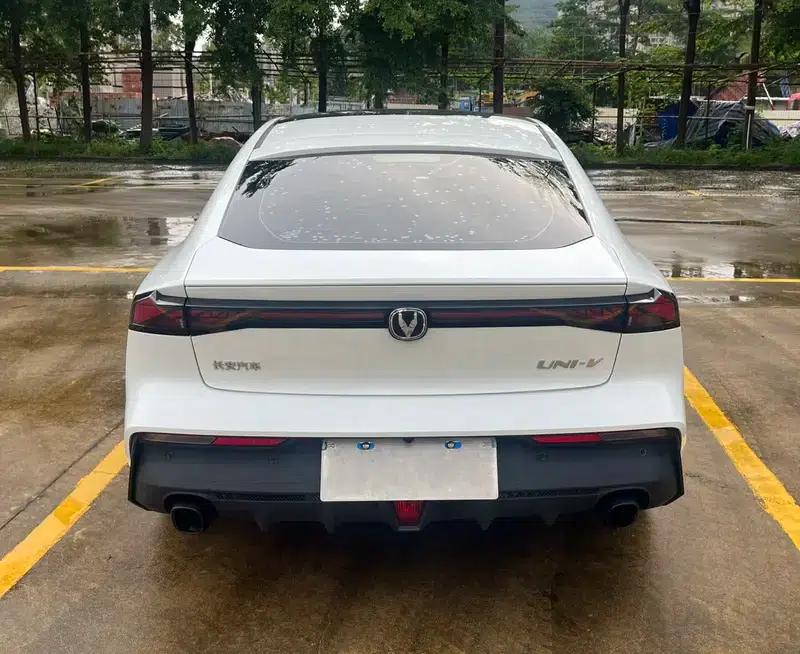Changan UNI-V 2024 1.5T Premium Edition — миниатюра 5