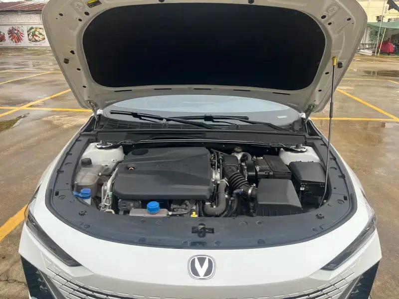Changan UNI-V 2024 1.5T Premium Edition — миниатюра 7