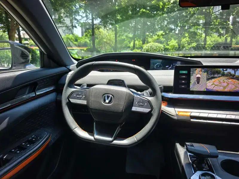 Changan UNI-V 2022 1.5T Premium Edition — миниатюра 14