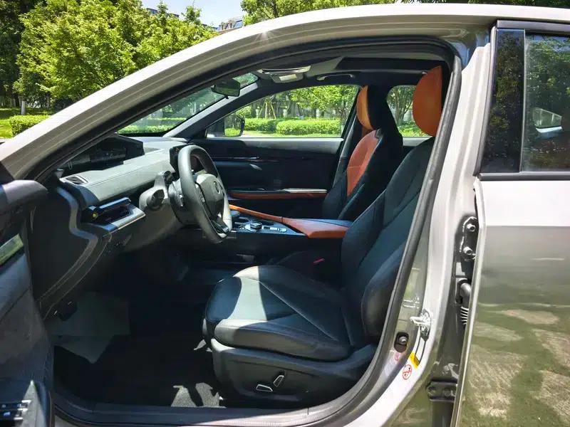 Changan UNI-V 2022 1.5T Premium Edition — миниатюра 16
