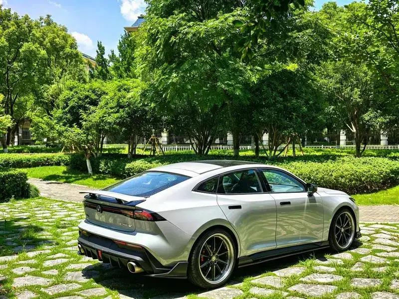 Changan UNI-V 2022 1.5T Premium Edition — миниатюра 6