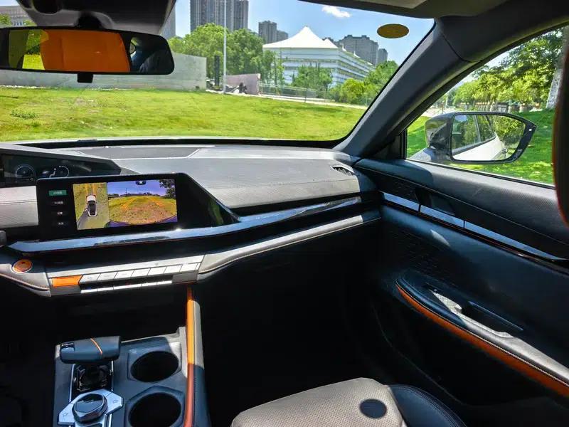 Changan UNI-V 2022 1.5T Premium Edition — миниатюра 13