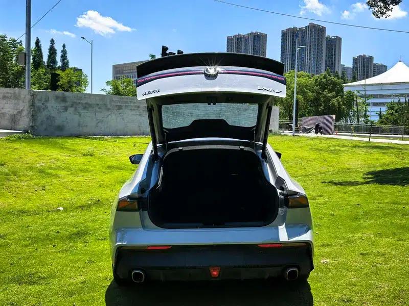 Changan UNI-V 2022 1.5T Premium Edition — миниатюра 8