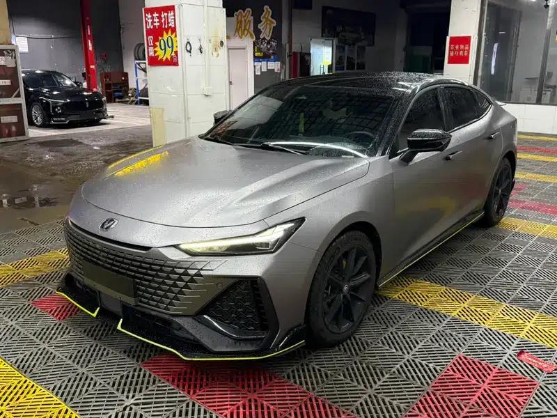Changan UNI-V 2022 2.0T Speed Edition — миниатюра 1