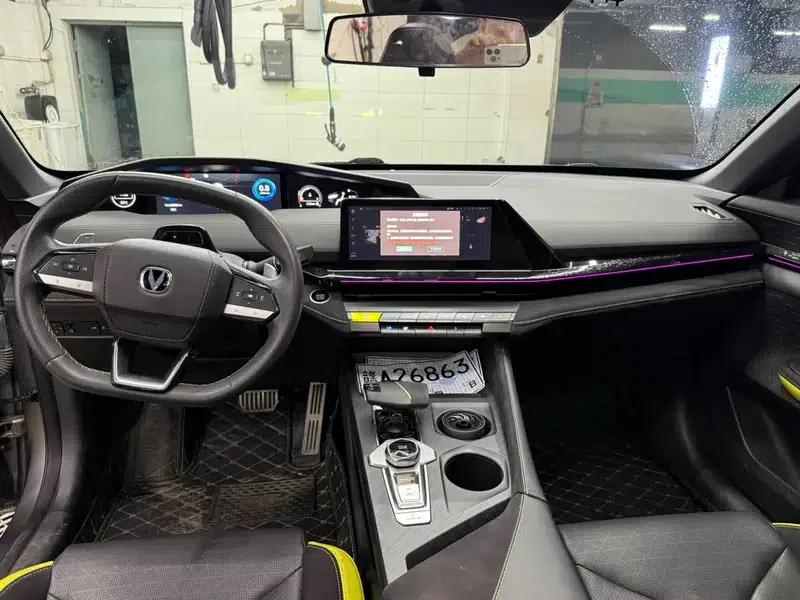 Changan UNI-V 2022 2.0T Speed Edition — миниатюра 7