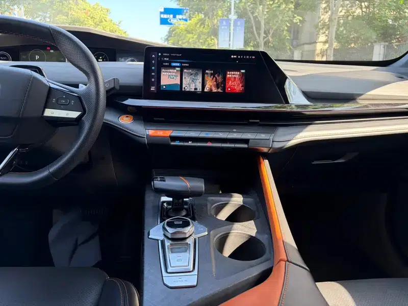 Changan UNI-V 2022 1.5T Premium Edition — миниатюра 7