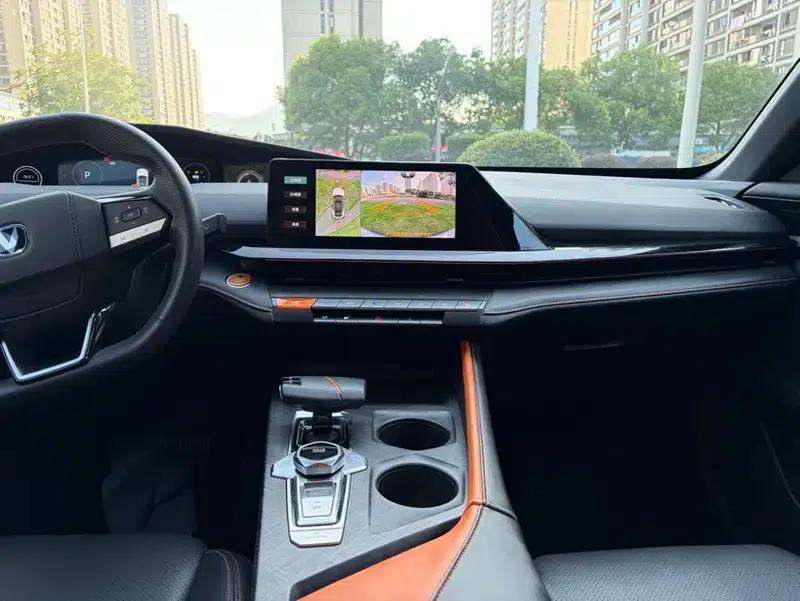 Changan UNI-V 2022 1.5T Premium Edition — миниатюра 7