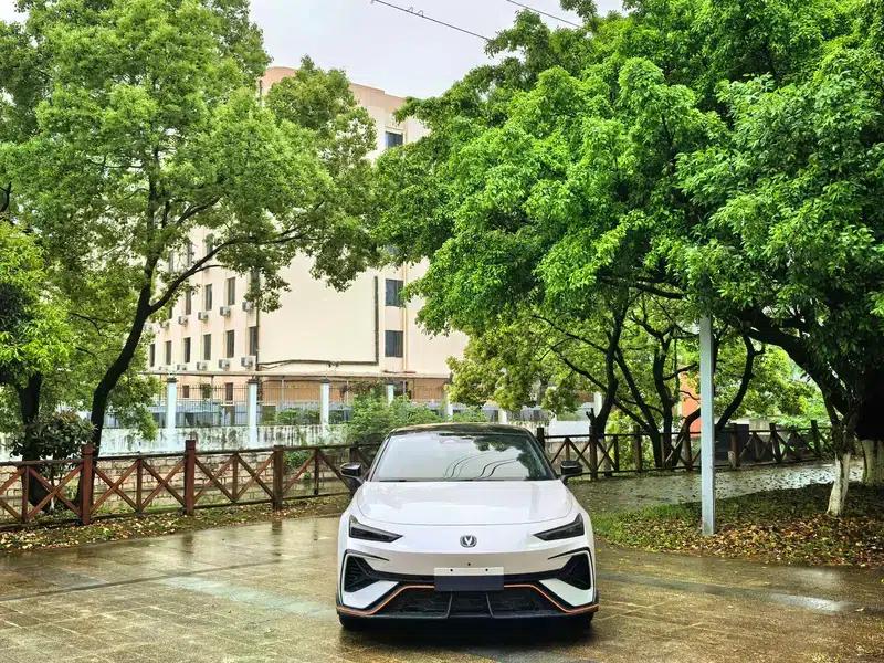 Changan UNI-V 2025 Model, Third Generation, 2.0T Sport Edition — миниатюра 2