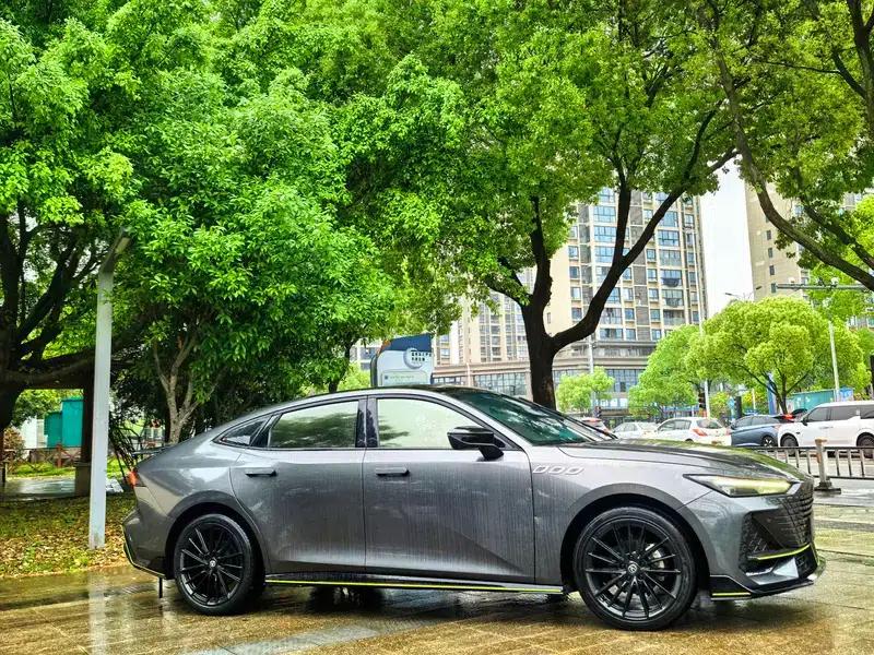 Changan UNI-V 2022 1.5T Sport Edition — миниатюра 7