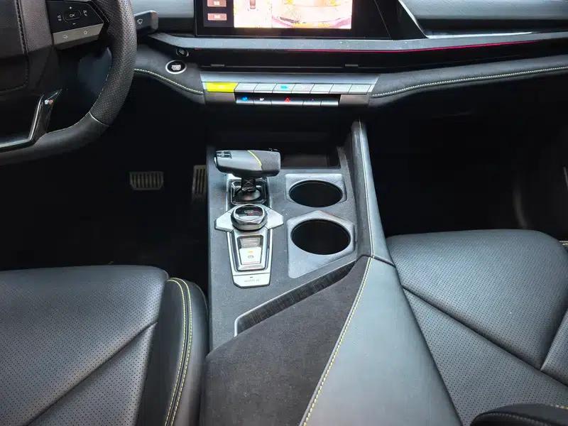 Changan UNI-V 2022 1.5T Sport Edition — миниатюра 9