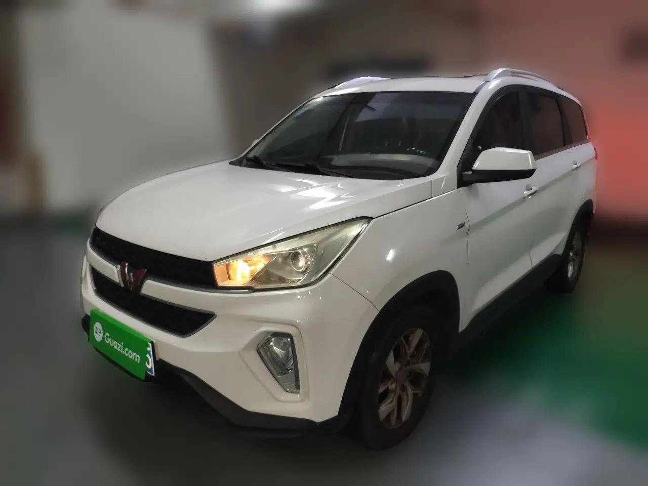 Wuling Hongguang S3 2018 1.5T Manual Luxury Model China V Standard — миниатюра 1
