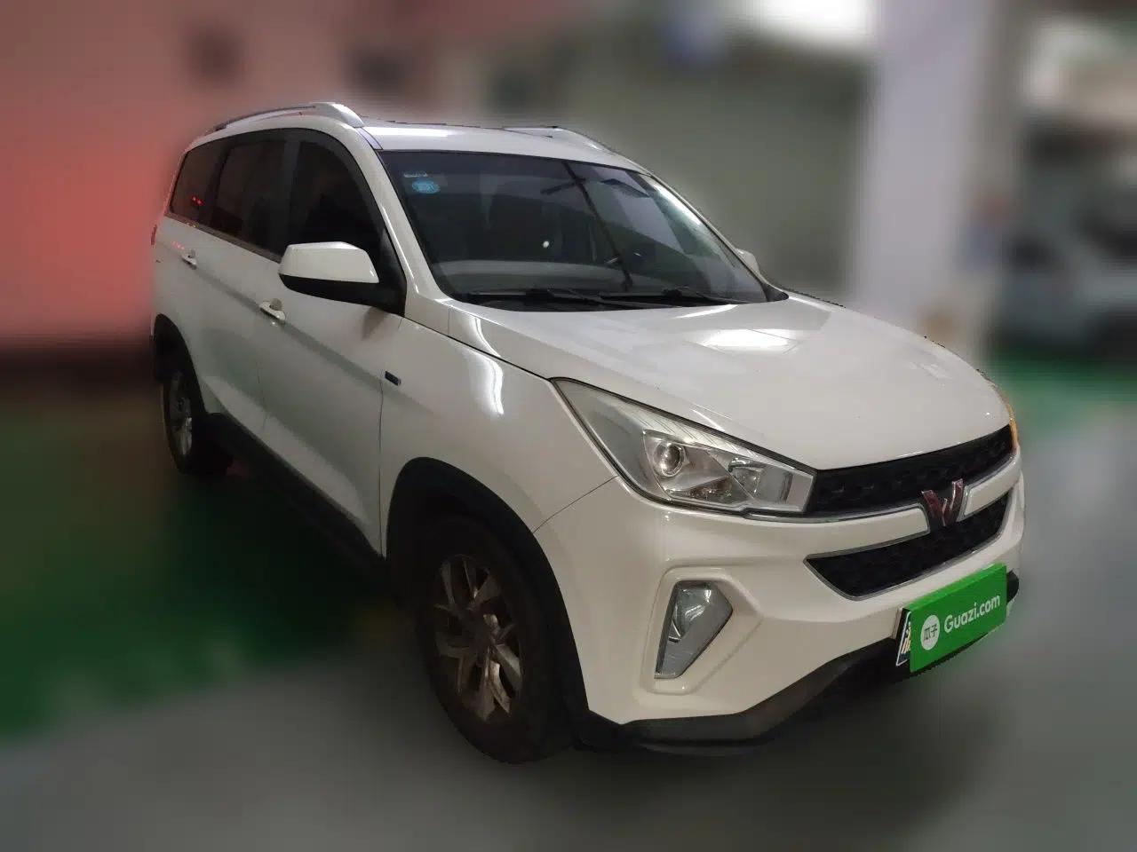 Wuling Hongguang S3 2018 1.5T Manual Luxury Model China V Standard — миниатюра 3
