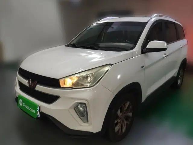 Wuling Hongguang S3 2018 1.5T Manual Luxury Model China V Standard