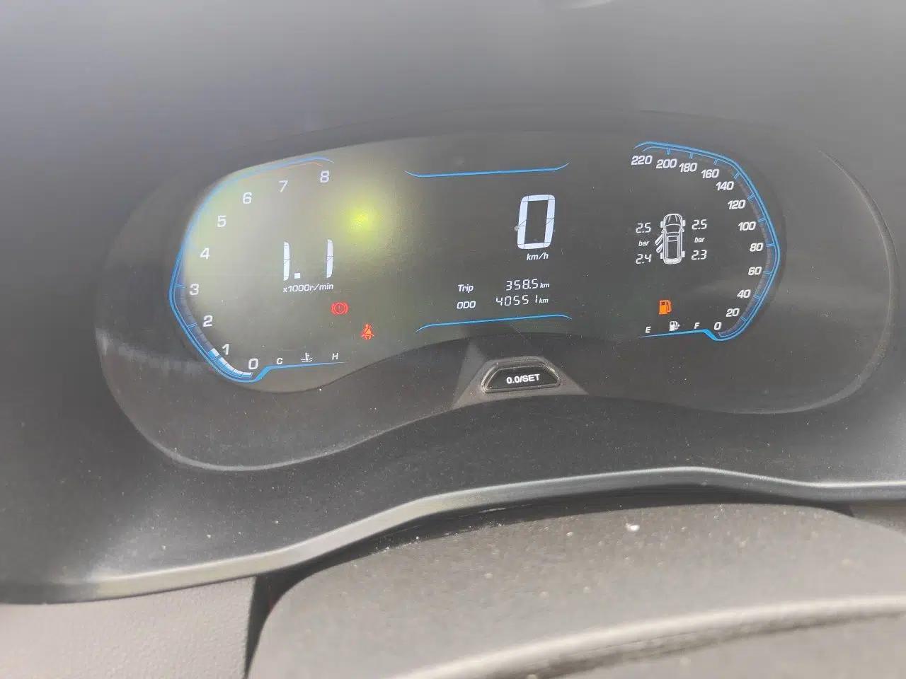 Wuling Hongguang S3 2018 1.5L Manual Luxury Model China V Standard — миниатюра 11