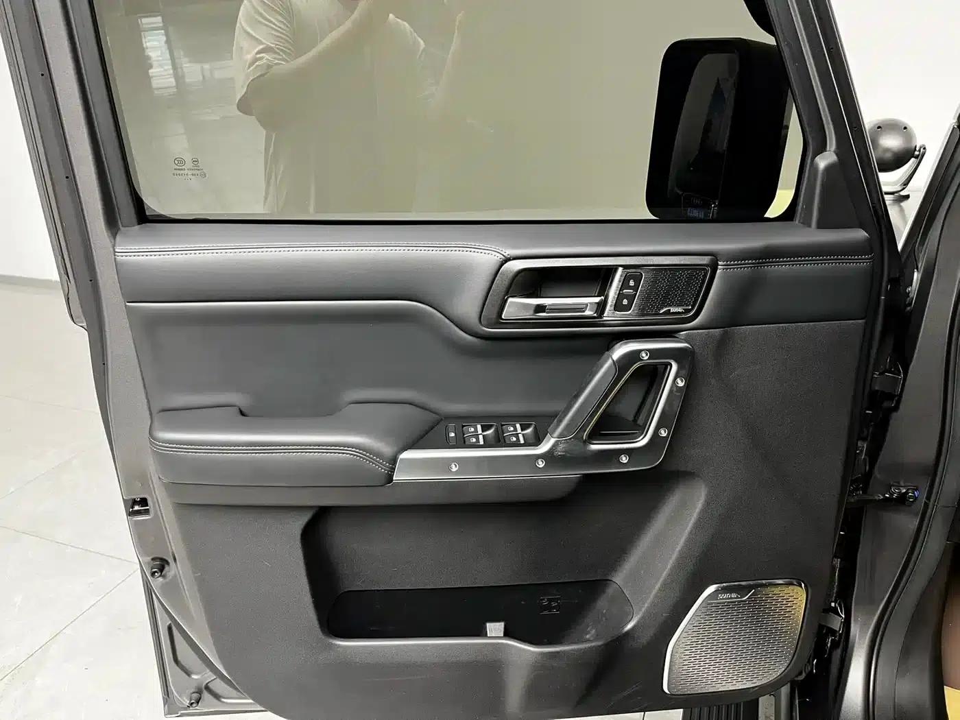 212 T01 2024 Explorer 2.0T — миниатюра 5
