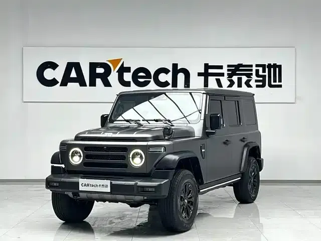 212 T01 2024 Explorer 2.0T
