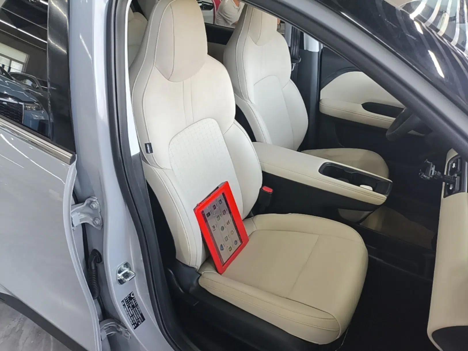 Wuling Bingo PLUS 2024 401 km Range 5-Seater Version — миниатюра 24