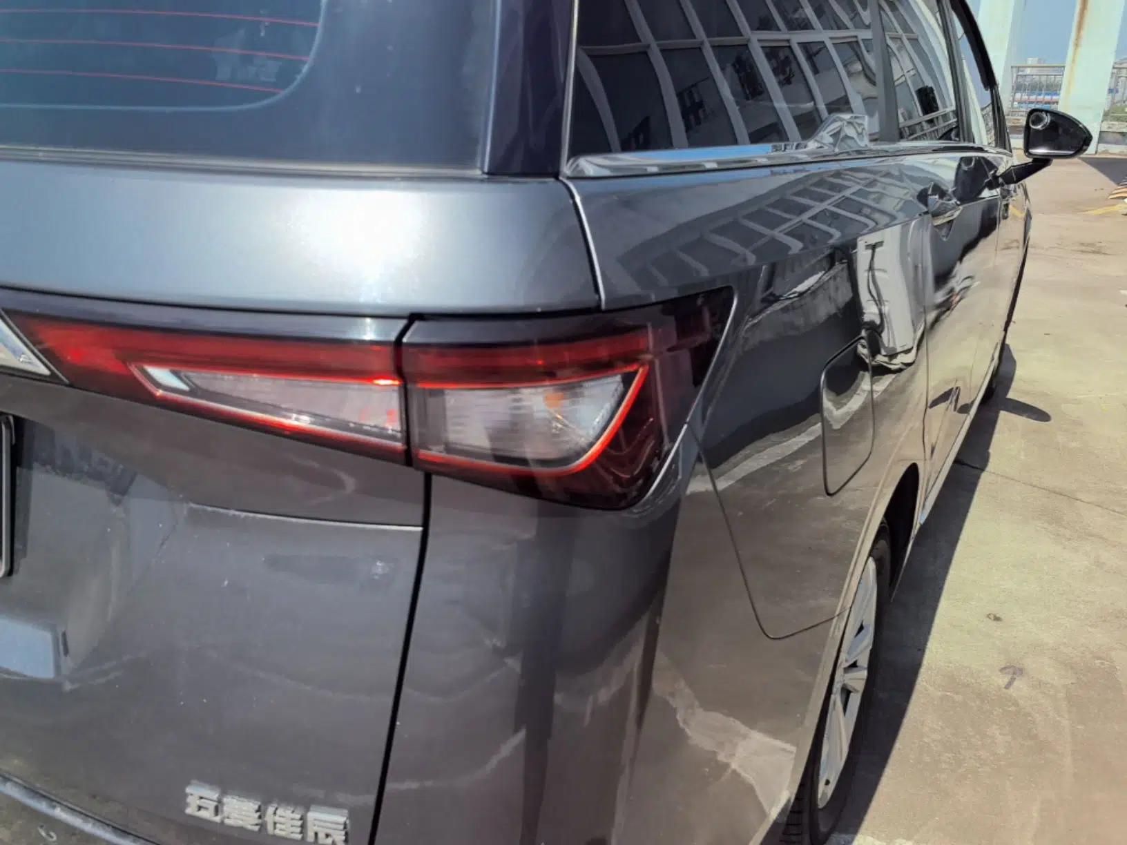 Wuling Jiachen 2022 1.5T CVT Smart Luxury Version — миниатюра 9