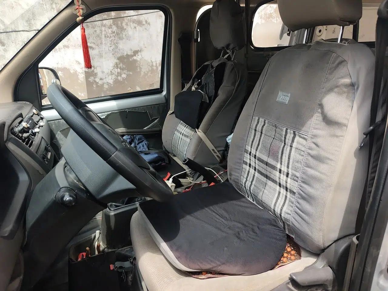 Wuling Rongguang S 2023 1.5L Basic Enclosed-Window Vehicle 2 Seats — миниатюра 15