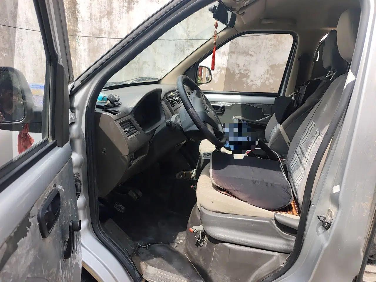 Wuling Rongguang S 2023 1.5L Basic Enclosed-Window Vehicle 2 Seats — миниатюра 16