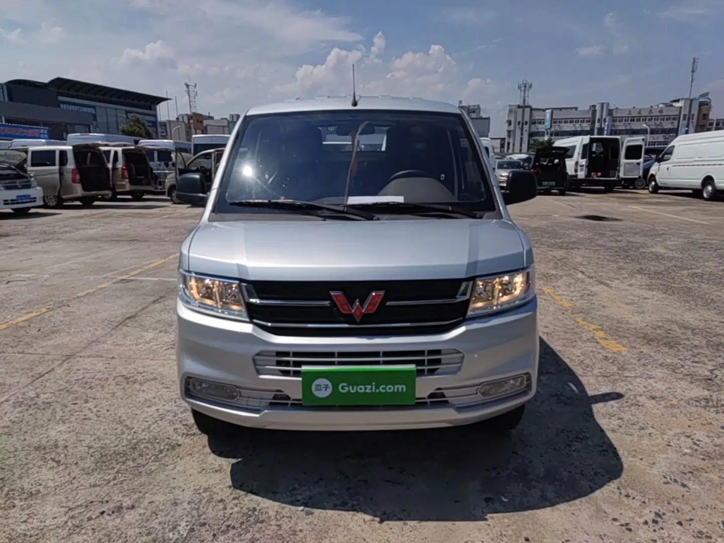Wuling Rongguang New Truck 2024 2.0L Extra-Long Double-Cab Version with Dual Rear Wheels – Comfort Edition — миниатюра 2